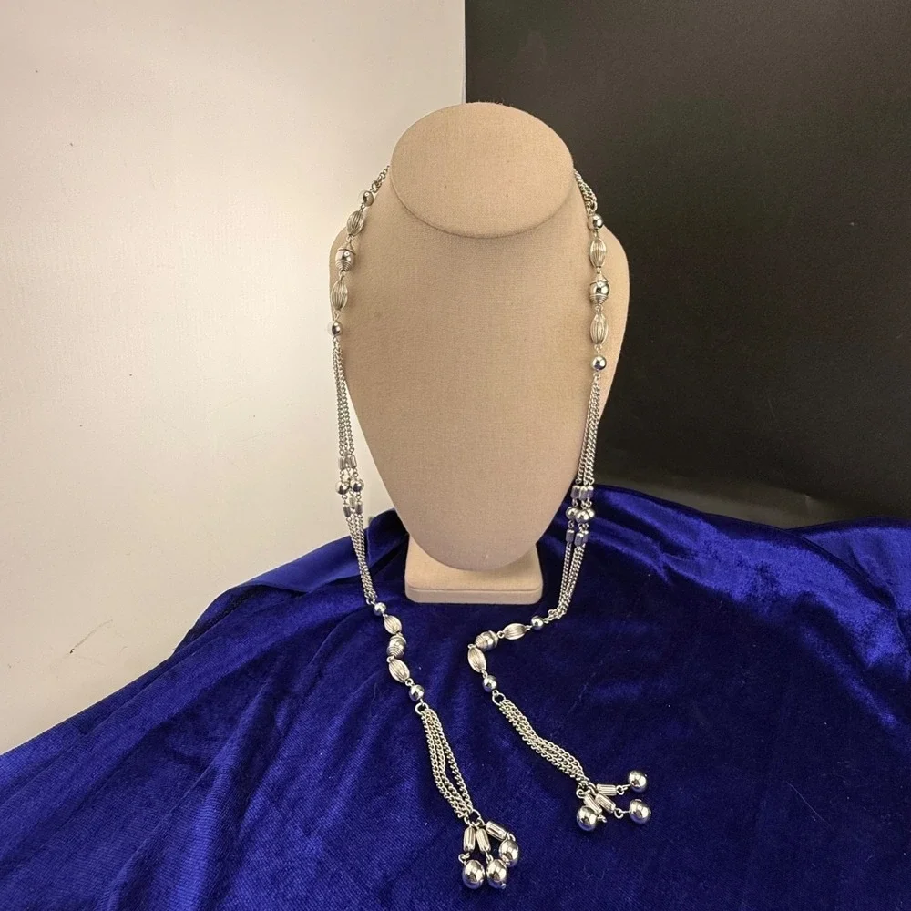 Vintage‎ Sarah Coventry Lariat Necklace Silver Tone 36
